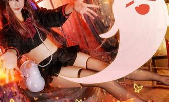 紫叶WhatisLove写真图集：从sally dorasnow多啦雪的镜头里看双鱼座，心情如海浪般起伏。